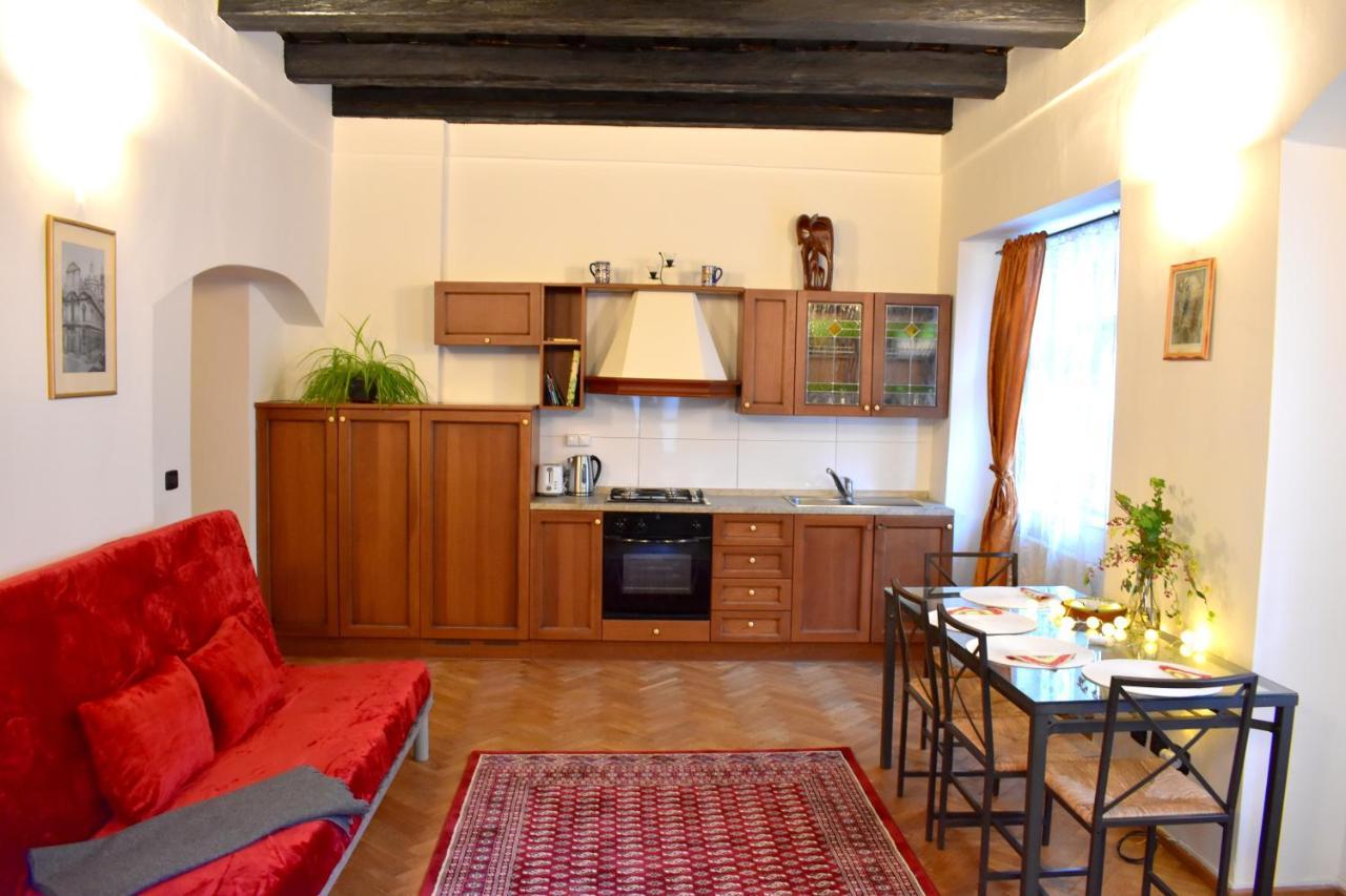 Apartment Lesser Town! Prag Exteriör bild